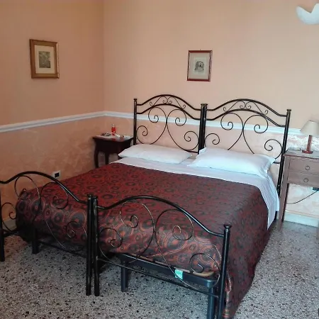 Olimpia Bed & Breakfast *